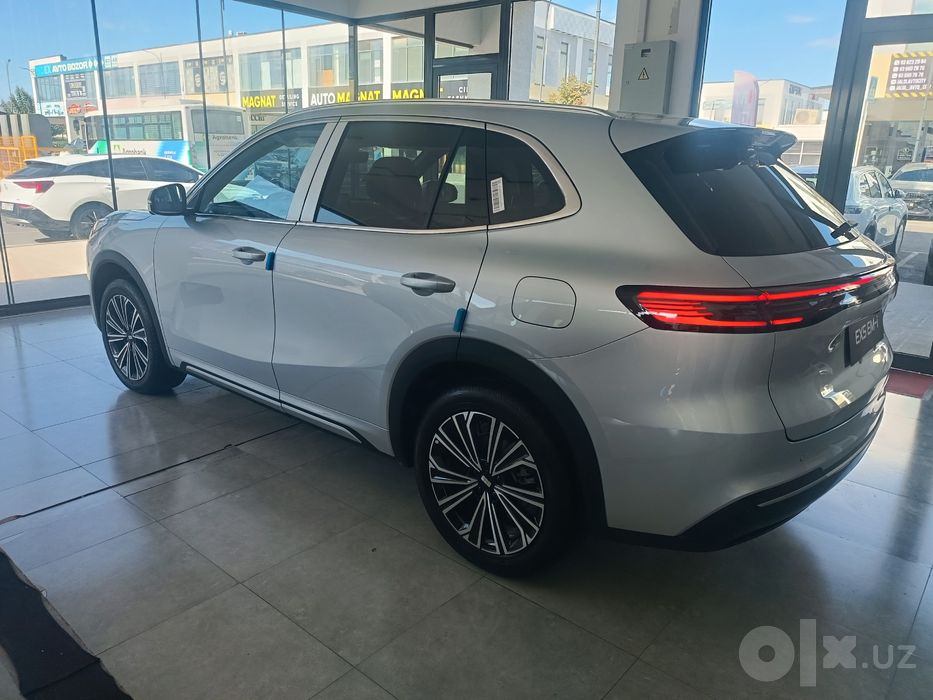 Geely EX5 em i gibrid, electro