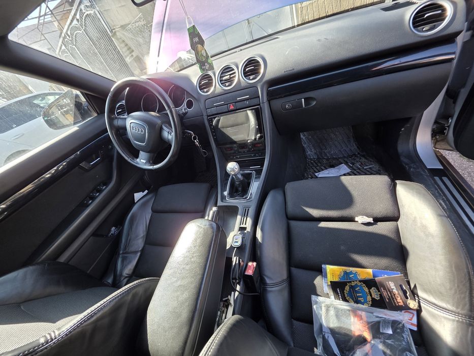 Audi A4.  Cabrio