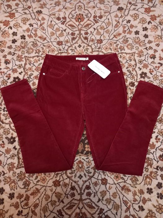 Нов джинсов панталон Lc wikiki цвят бордо
