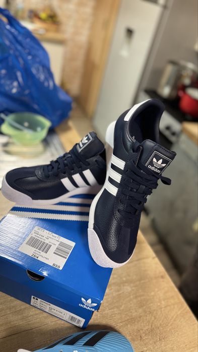 Vand Adidași Adidas Samoa nr 45 piele