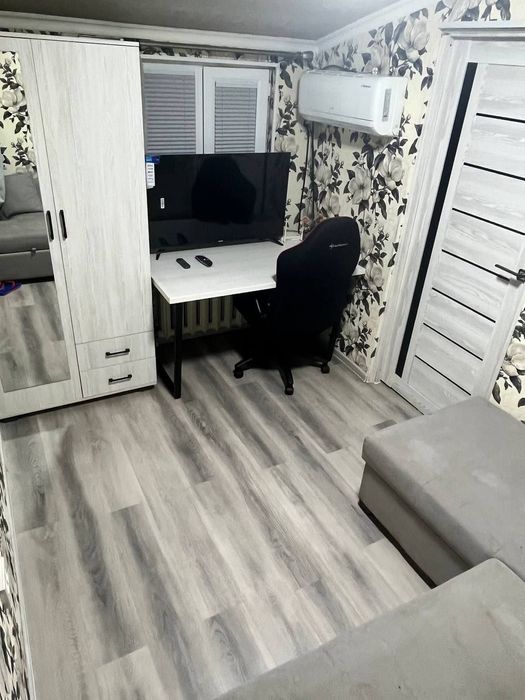 Srochno kvartira sotiladi 1 xona parkentski shastri