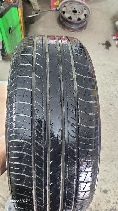 215/55/17 Yokohama 1штук