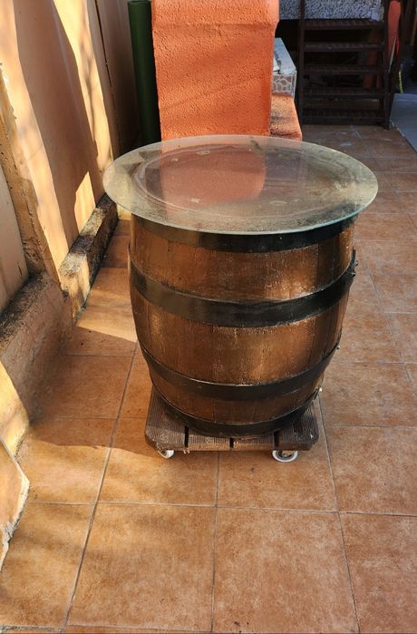 Буре, бъчва маса