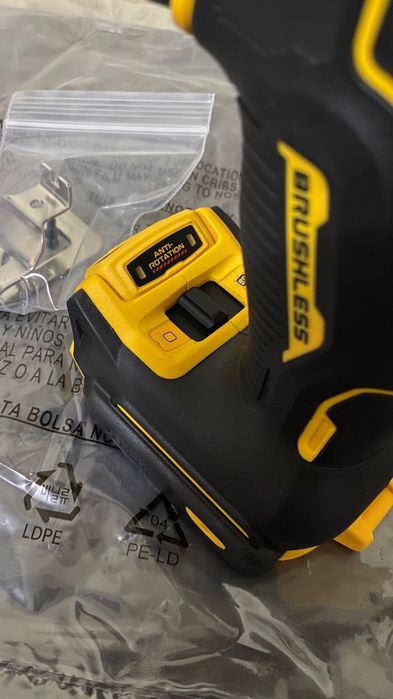 Dewalt dcd-801 дрель-шуруповёрт.