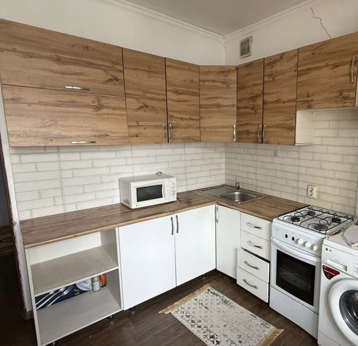 Угловой кухонный гарнитур