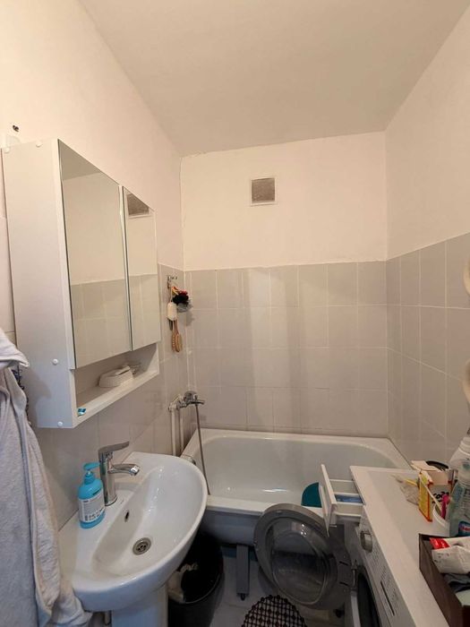 продается 1 ком квартира район Бирлик