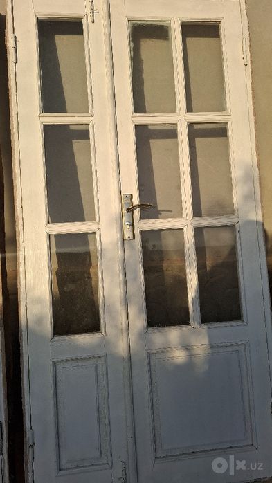 2 tavaqali eshiklar sotiladi