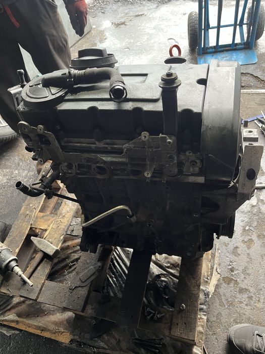 Motor 2.0 TDI cod:BKD Seat Altea Audi A3,VW Golf 5 vw Touran octavia 2