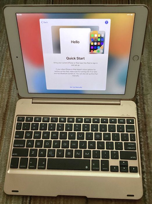 айпад 128 сим пълен комплект с клавиатура ipad air 2, sim 128 gb А1567