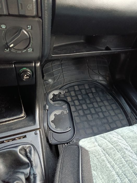 Подстаканник на Пассат б3 б4