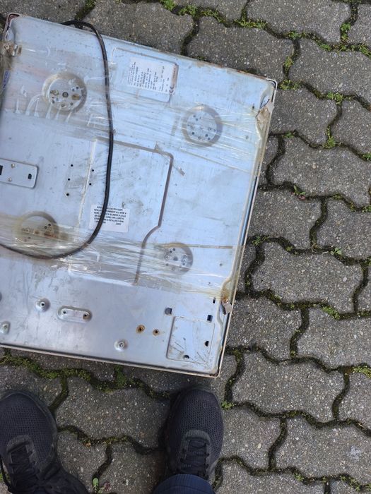 Vand pulita in ozel