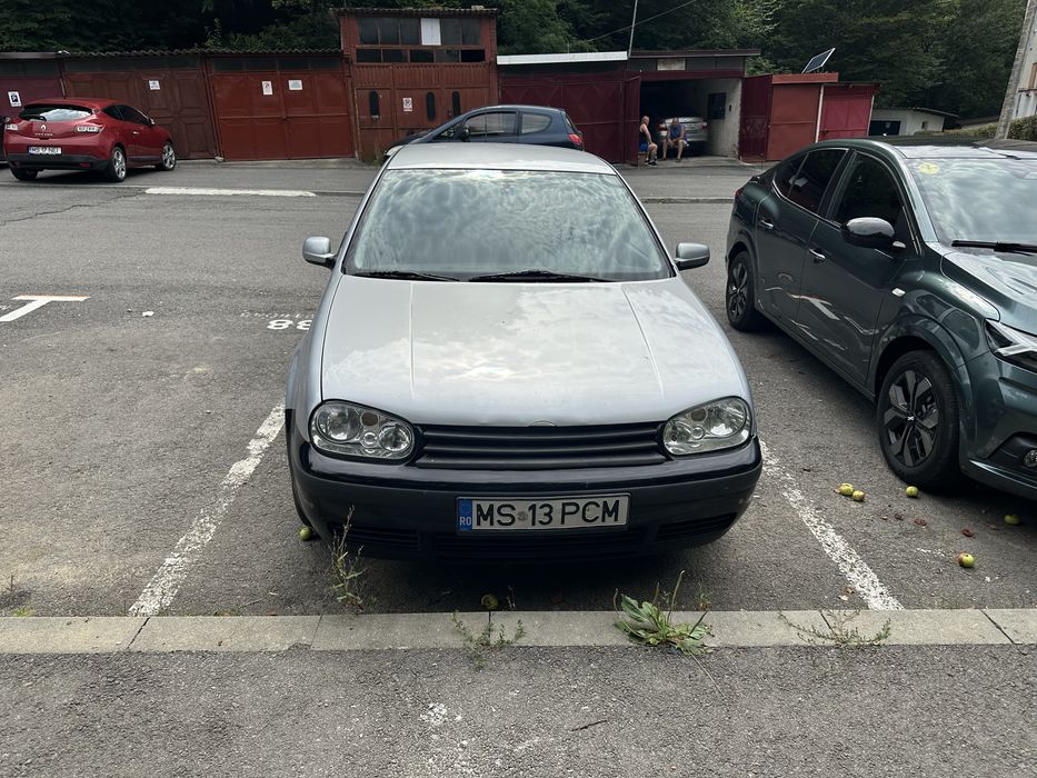 VW Golf 4 (2001) – 1.6 Benzina | Pentru Rabla, sau Dezmembrări .
