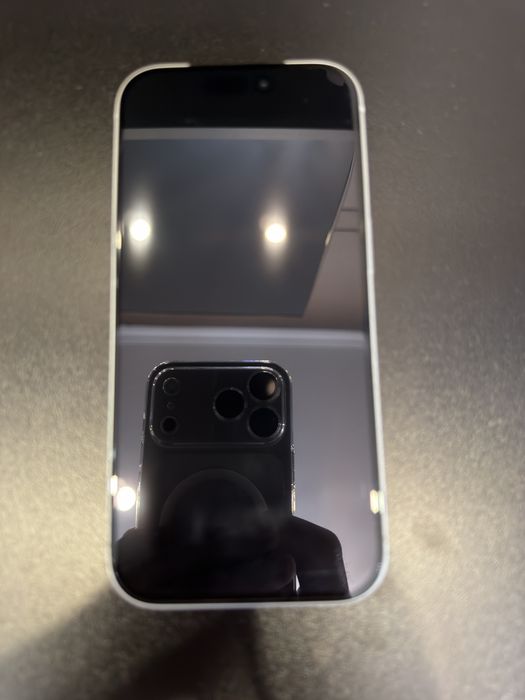 Iphone 17pro продаю