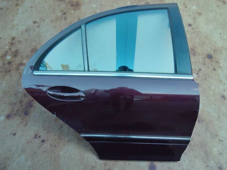 Врати за Mercedes C-class, W 203 Sedan