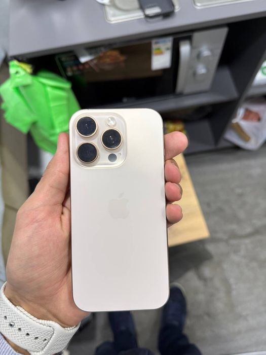 Iphone 16 pro SROCHNA sotiladi