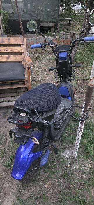 Продаю электро мопед