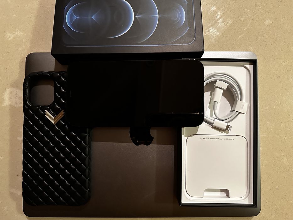 iPhone 12 pro max, 256gb, full box