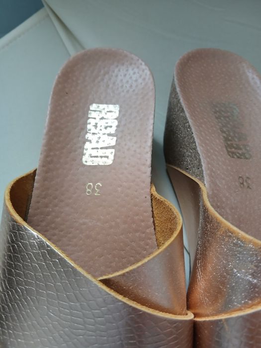 Чехли естествена кожа 38