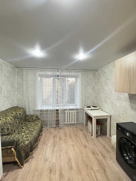 Продам отличную комнату в общежитии на 4 этаже с ремонтом Изюминка