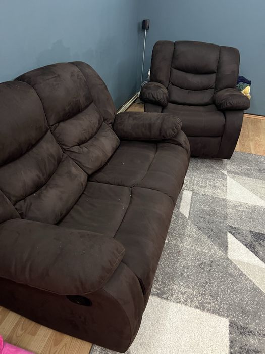 Canapea cu fotoliu extensibil