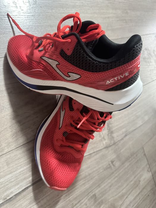 Маратонки Армани и Joma