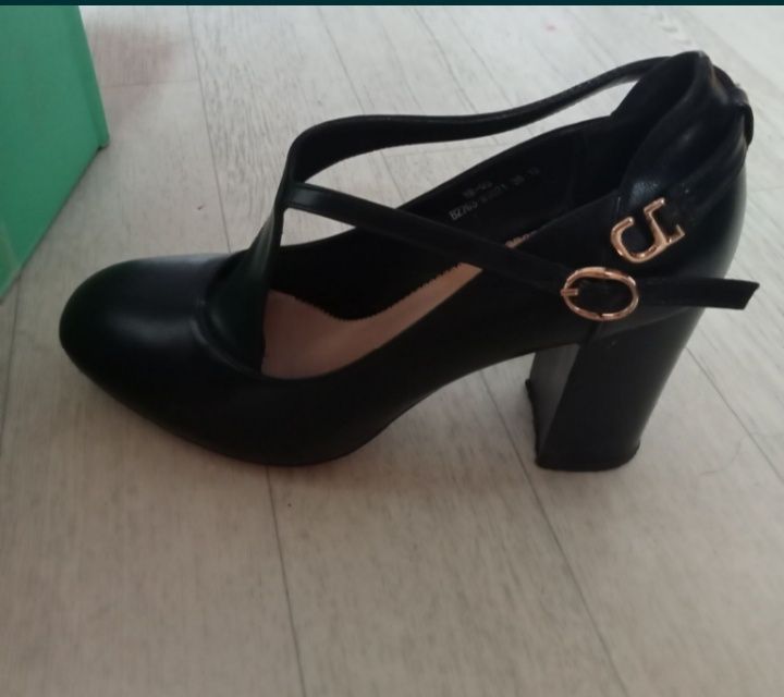 Туфли 38 размера