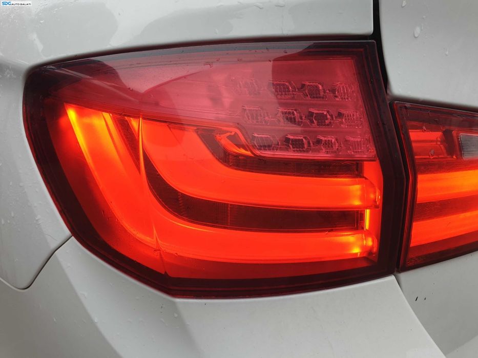 Tripla Lampa Stop LED Stanga de pe Aripa Caroserie BMW Seria 5 F11 Break Combi Touring 2009 - 2014 [Q0214]