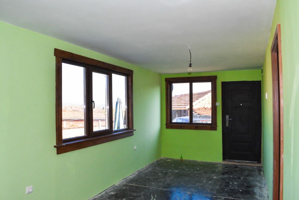 Шпакловка и боядисване