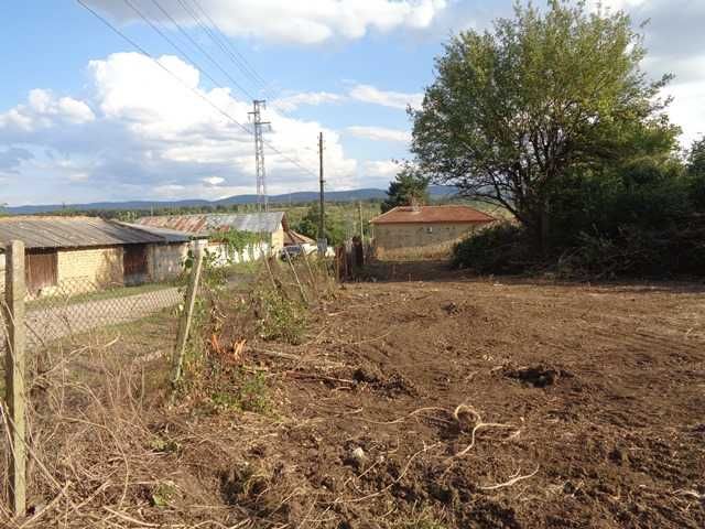 Продава се Парцел в Търговище, Център - 1580 кв.м за 23 €/кв.м - Снимка #3