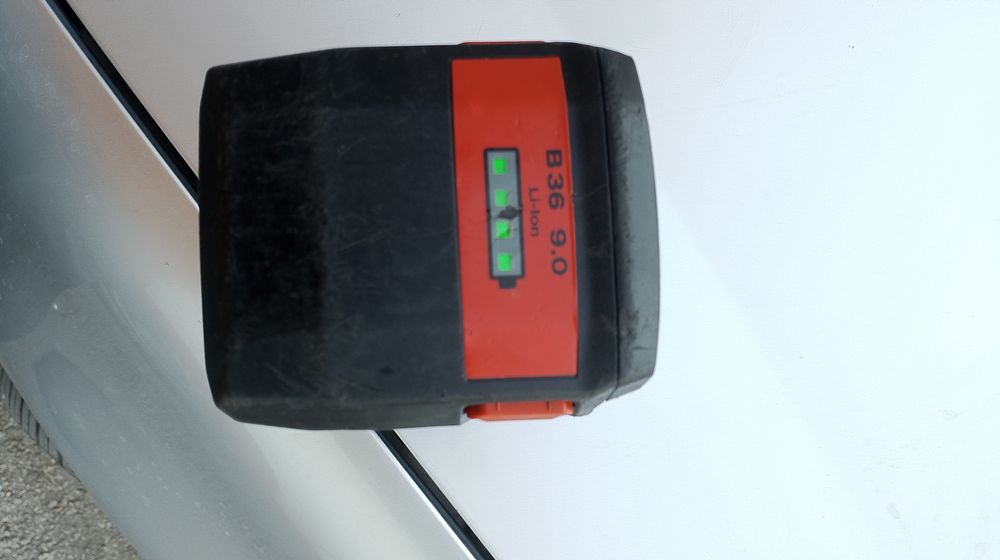 Акумулаторна батерия Hilti 36волта -9ампера
