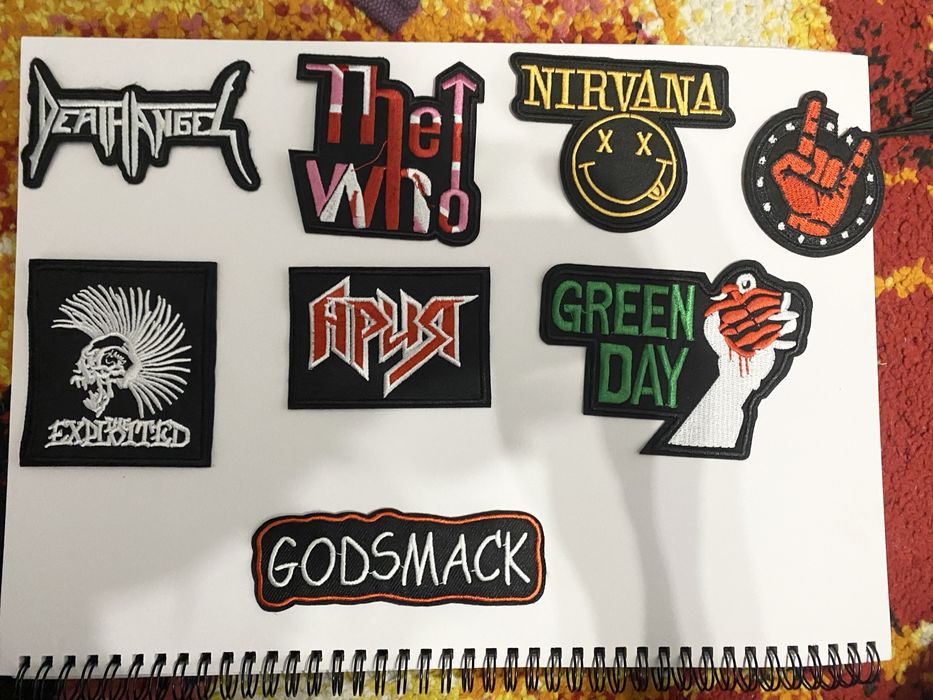 Petice Rock/punk set 24 bucăți