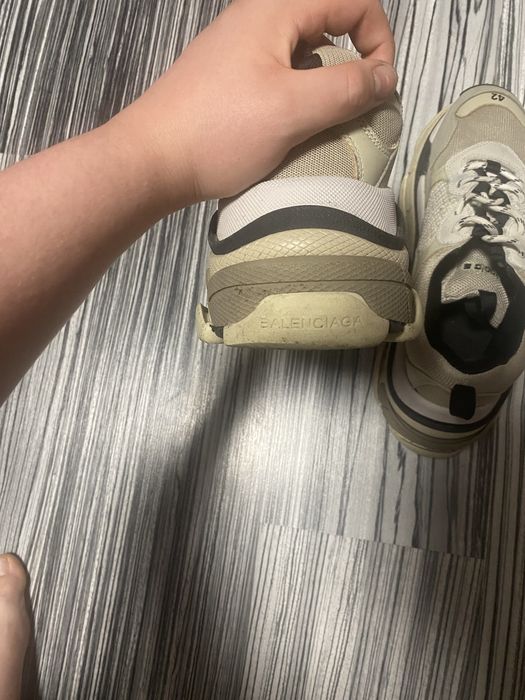 Balenciaga TripleS Beige