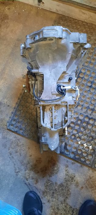 Продам коробку Ауди 100c4 а6