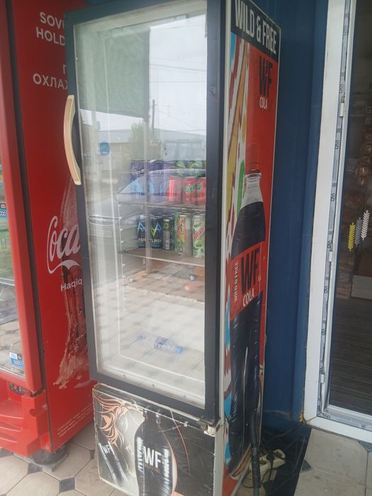 Халоделник витрина Арзон нархда сотилоди