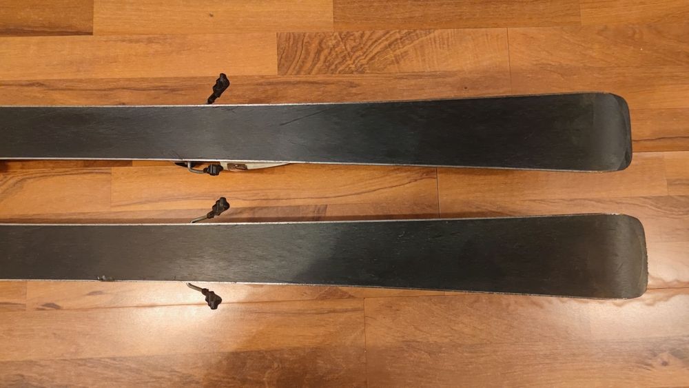 Schiuri Volkl, lungime 163 cm