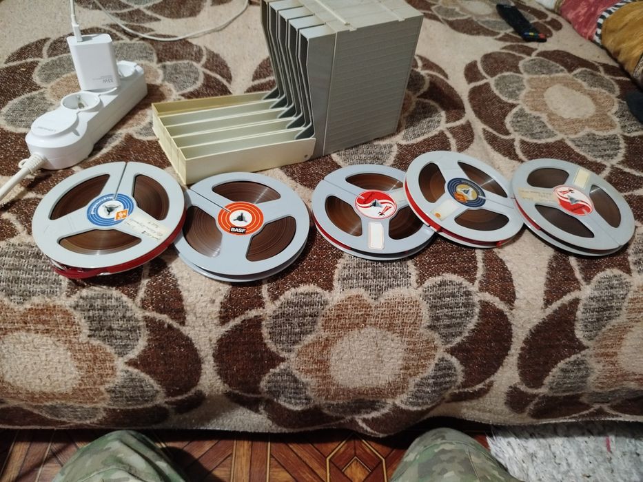 Lot 5 Benzi magnetofon imprimate 2 piste