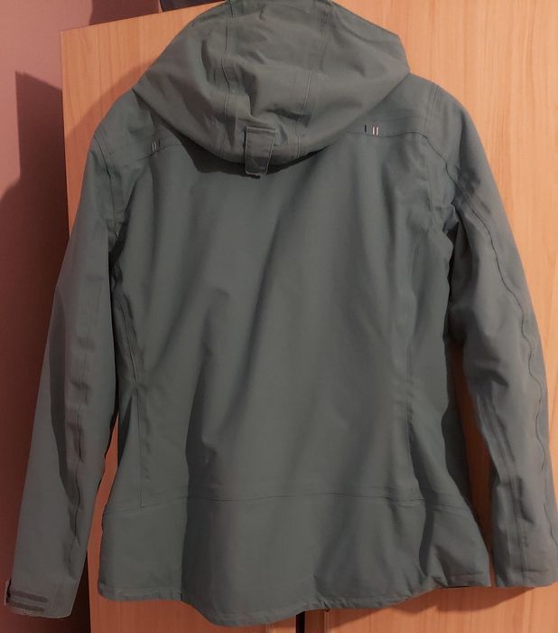 Зимно  спортно  яке