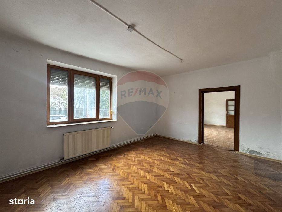 Casă Ultracentrală Singur în Curte,457 mp Teren, str. Brâncoveanu