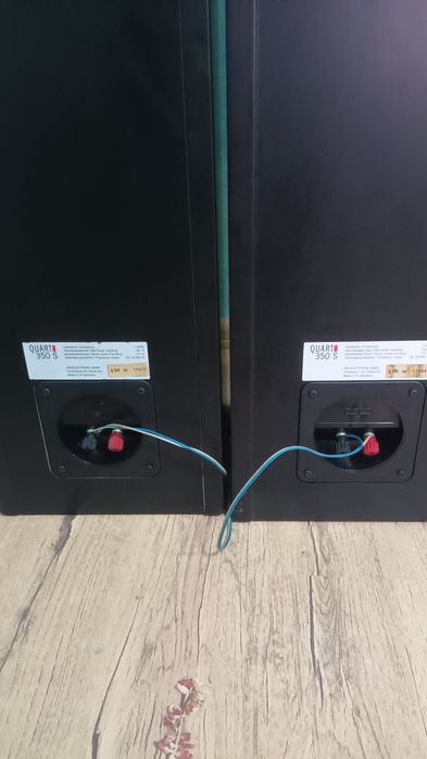 Vând 2 boxe foarte bune