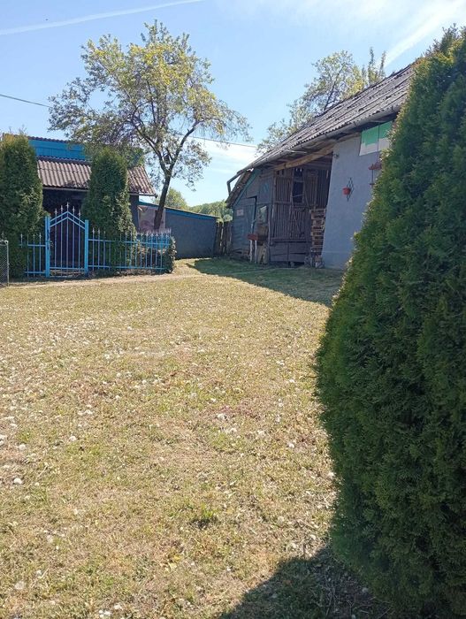 Teren și casa de vanzare.Jud Cluj.Loc.Pălatca
