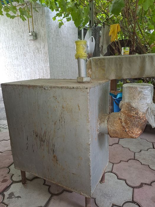 Отопительный котёл.б/у.