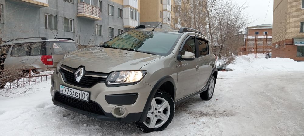 Продам авто рено сандеро стпвей