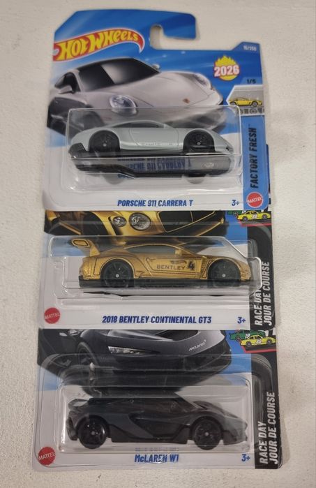 Vand mașinuțe hotwheels