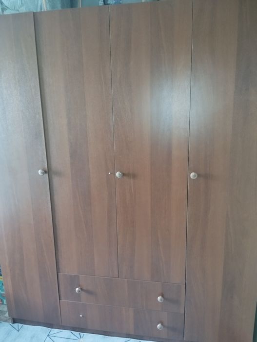 Продается шифоньер