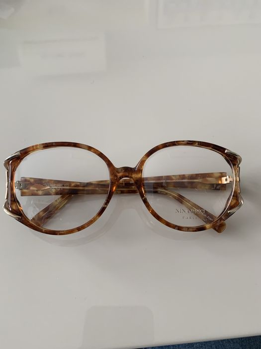 Слънчеви / диоптрични оригинални рамки NINA RICCI