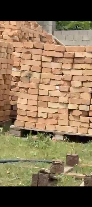 Кирпич красный 30 тг