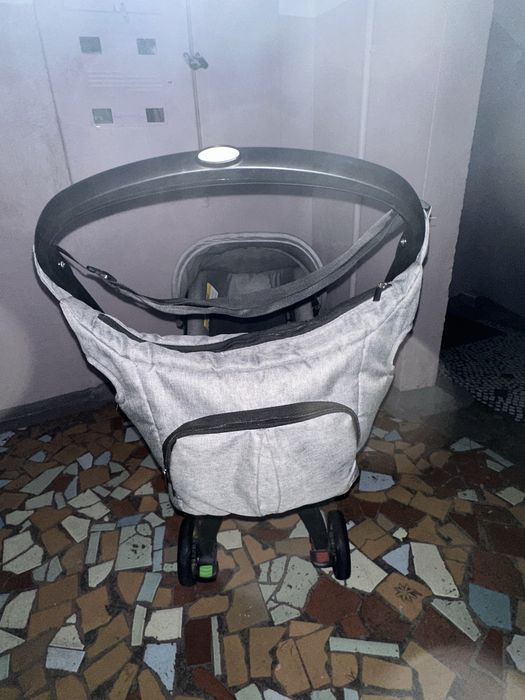 Автолюлька коляска