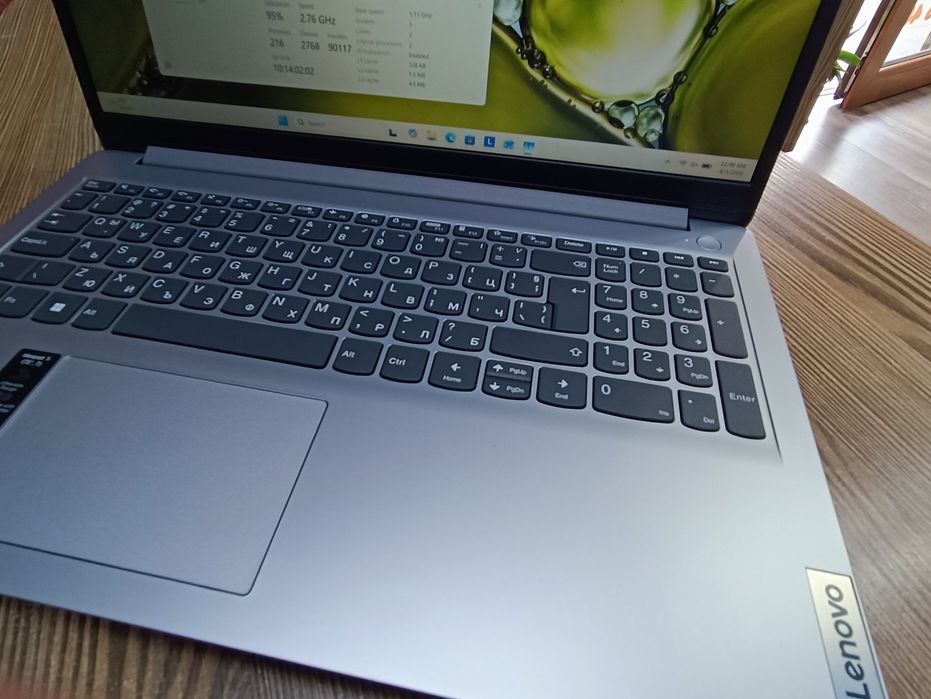 Lenovo IdeaPad 1i