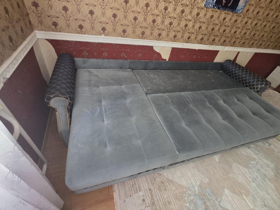 Продам раскладной диван есть доставка