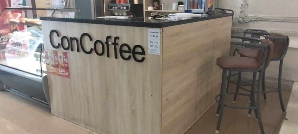 Продам витриный холодильник